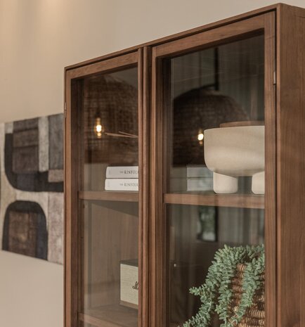 dBodhi Motion Display Cabinet